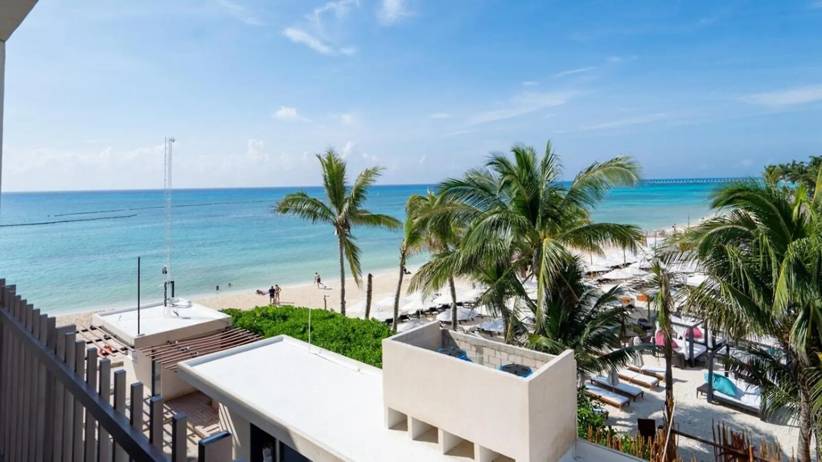 Apartment Beachfront Condo Roof Pool 5Th Ave 2 Blocks Gym Playa del Carmen