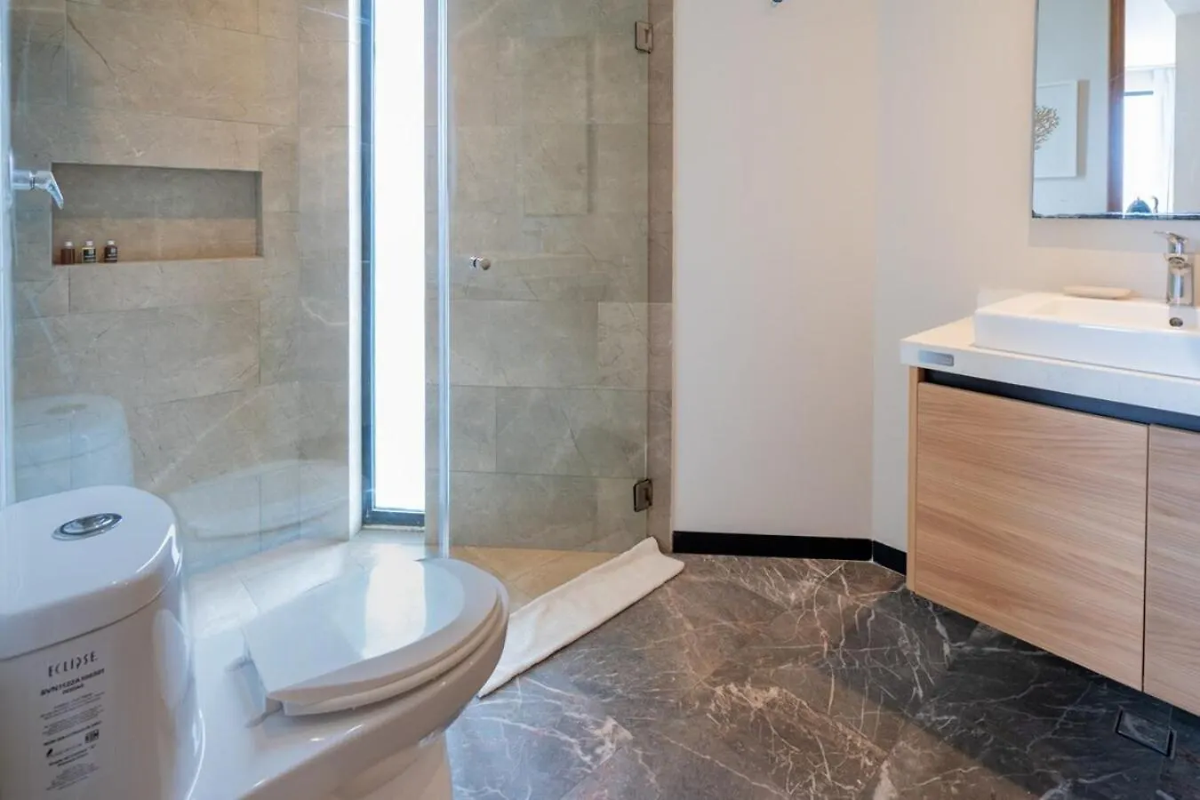 Beachfront Condo Roof Pool 5Th Ave 2 Blocks Gym Playa del Carmen Apartment