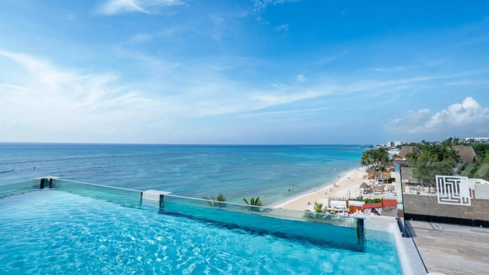 Apartment Beachfront Condo Roof Pool 5Th Ave 2 Blocks Gym Playa del Carmen